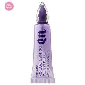Eyeshadow Primer Potion in Original shade.